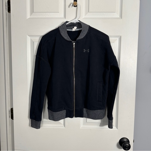 Under Armour size small black/gray zip up jacket, logo on placket, loose fit - Picture 3 of 12